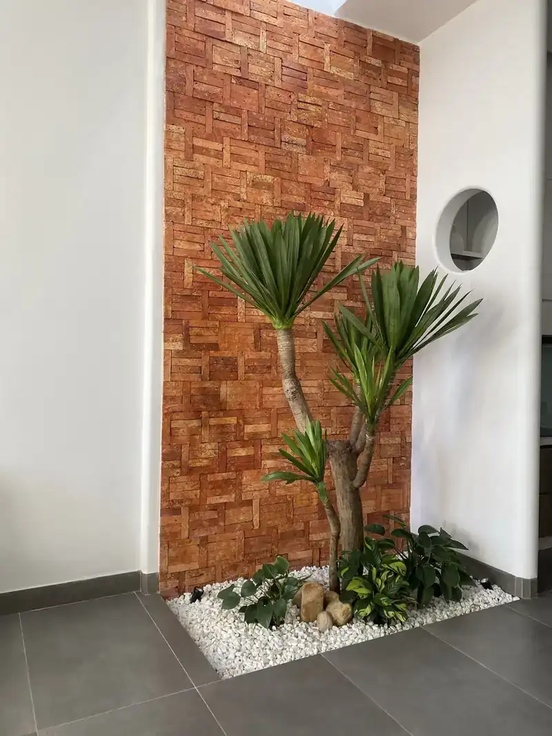 Tường gạch thẻ và cây nhà cấp 4 phố Kon Tum — B-House đã hoàn thiện