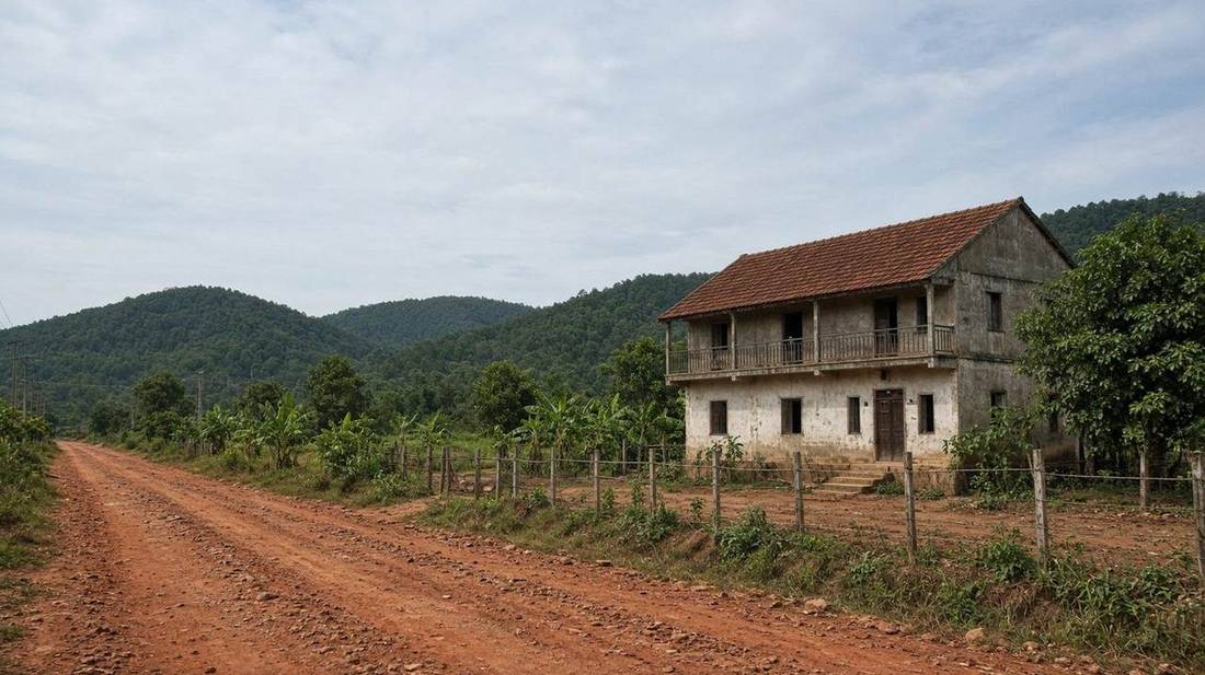 Xây nhà Đắk Hà, Ngọc Hồi, Đắk Tô: nhà vườn sát Kon Tum